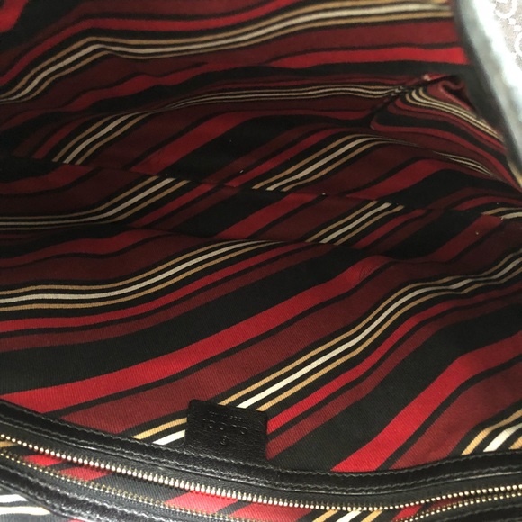 Gucci black leather Britt medium gold hardware - Picture 3 of 8